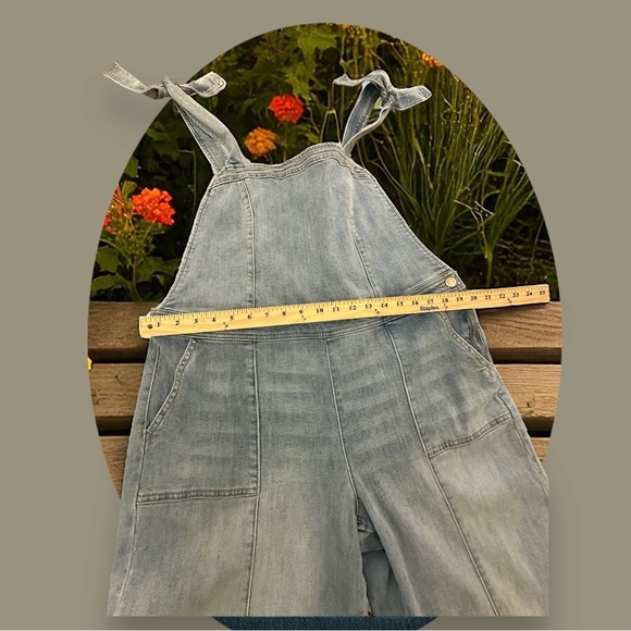 NY & Co Denim Wide Leg Overalls. NWT
SIZE: XL - Picture 10 of 13